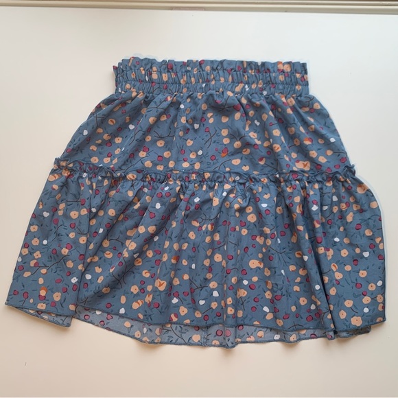 3/$35 blue floral skirt (size s) - Picture 2 of 8